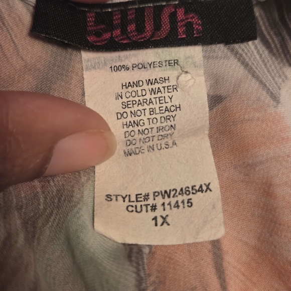 Blush Multicolor Feather Print Blouse - Picture 2 of 4